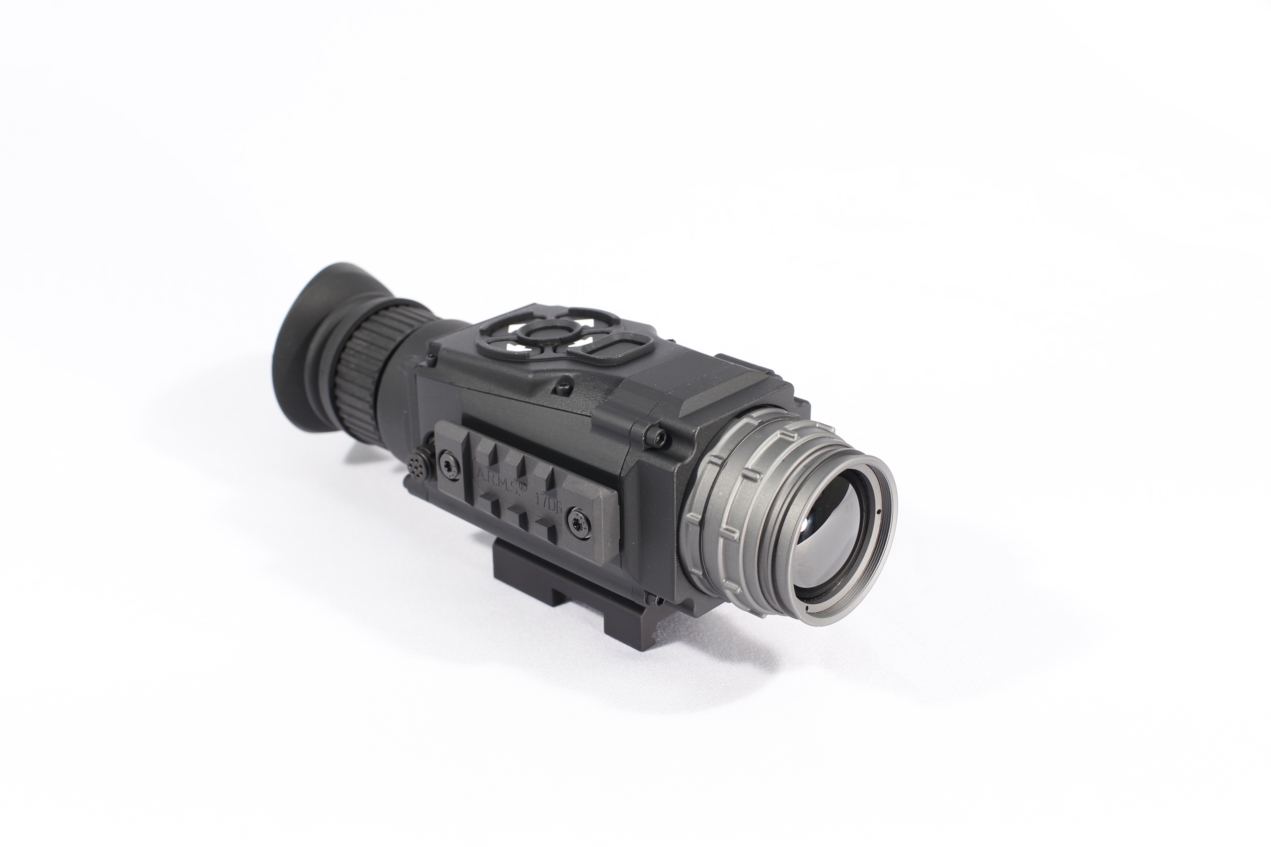 Thermal weapon sight. ATN Thor. ATN 3+ gt-14. Military American Termal Optics.
