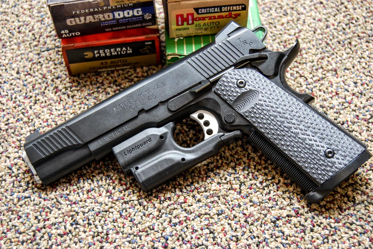 what is a 1911 handgun