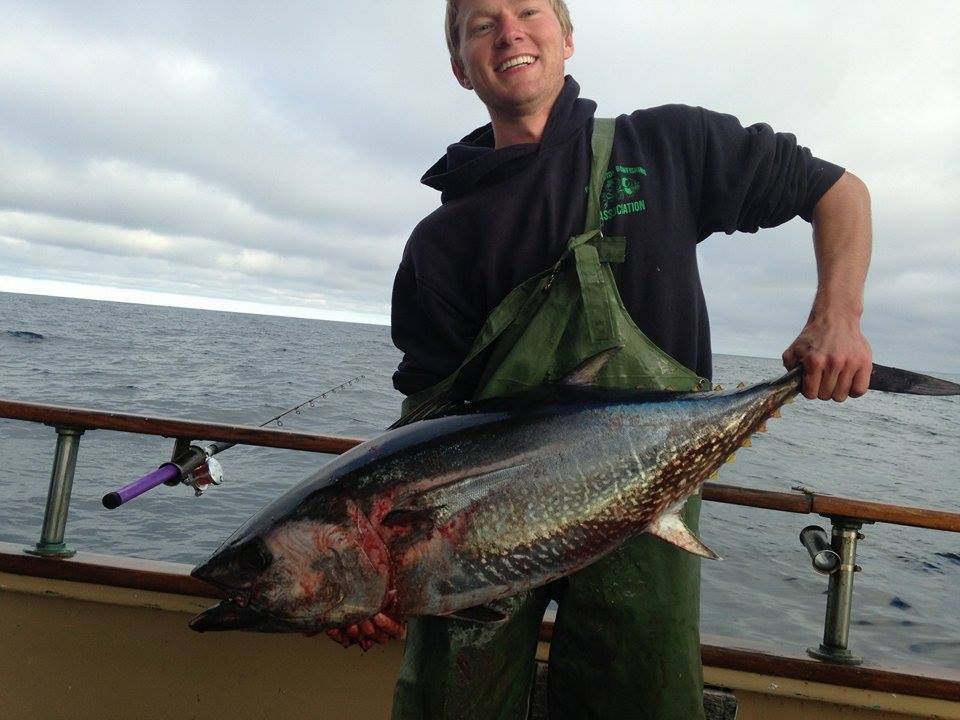 College Student Pulls in Washington State Record Bluefin ...