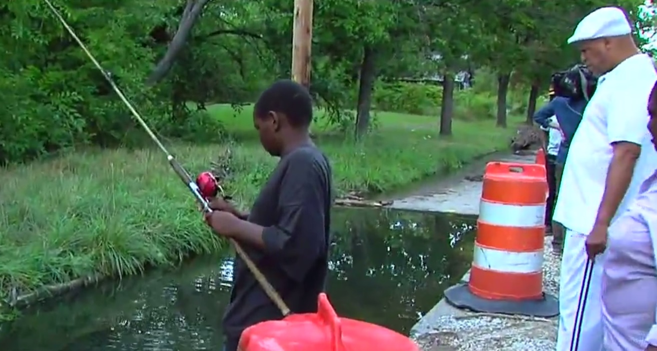 Detroit Residents Turn Giant Street Hole into Fishing Pond | OutdoorHub