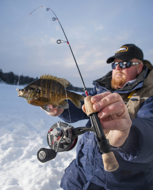 2-Winter Field Test: Frabill Straight Line 371 Bro Series Finesse Panfish  Combo