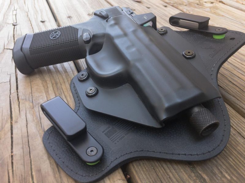 The Alien Gear Cloak Tuck 3.0 IWB holster uses a variety of materials in different places to provide comfort and stability.