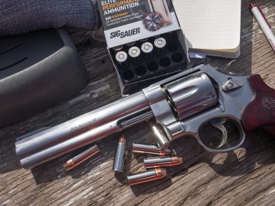 Smith & Wesson's Model 629 Deluxe .44 Magnum | OutdoorHub