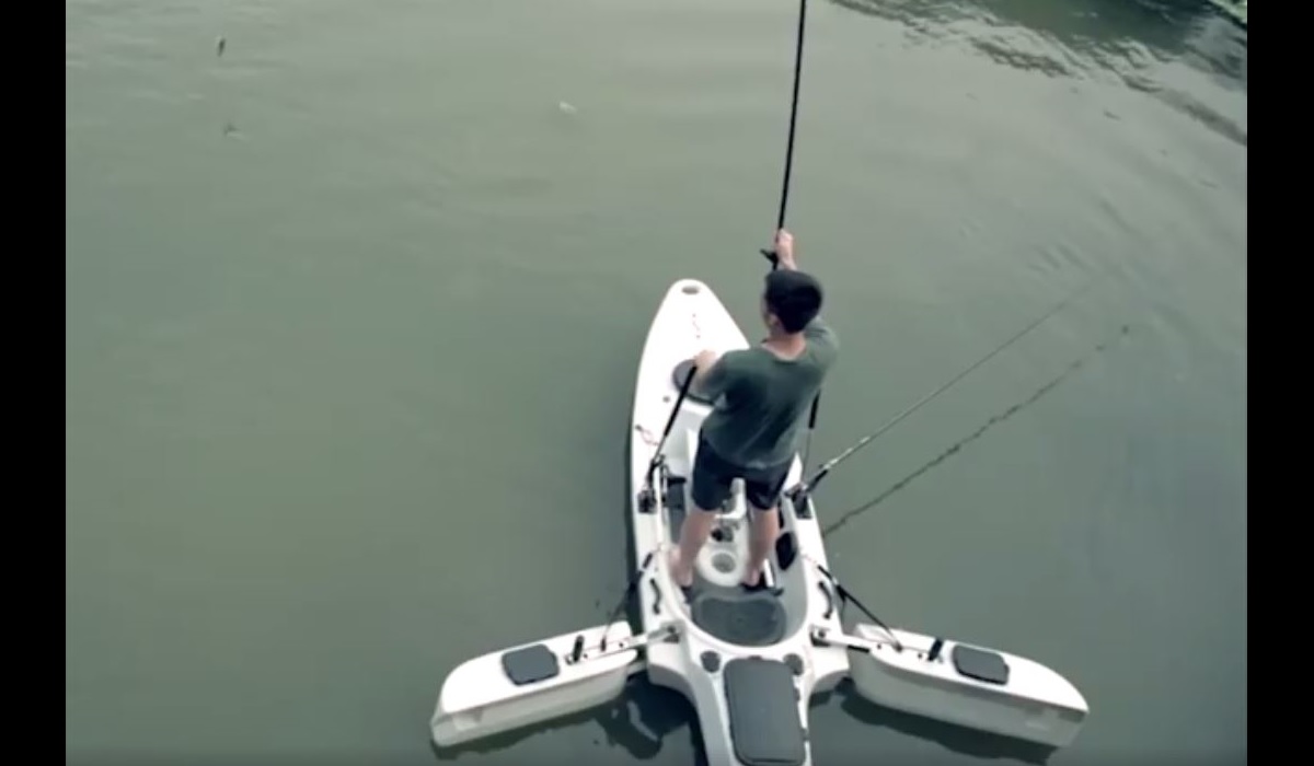 Video This Standing Fishing Kayak Looks Impressive, Would