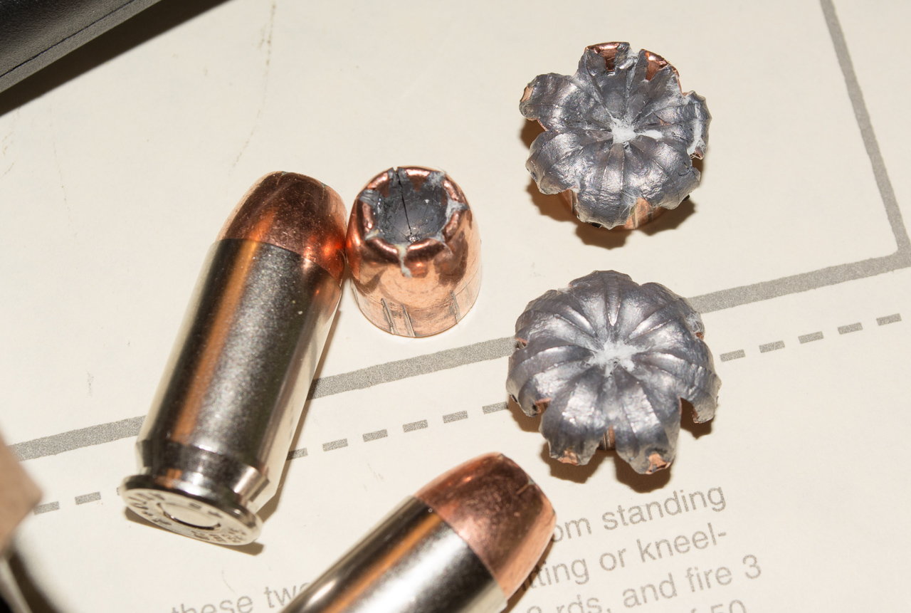 .45 ACP defensieve munitie zet ook uit...