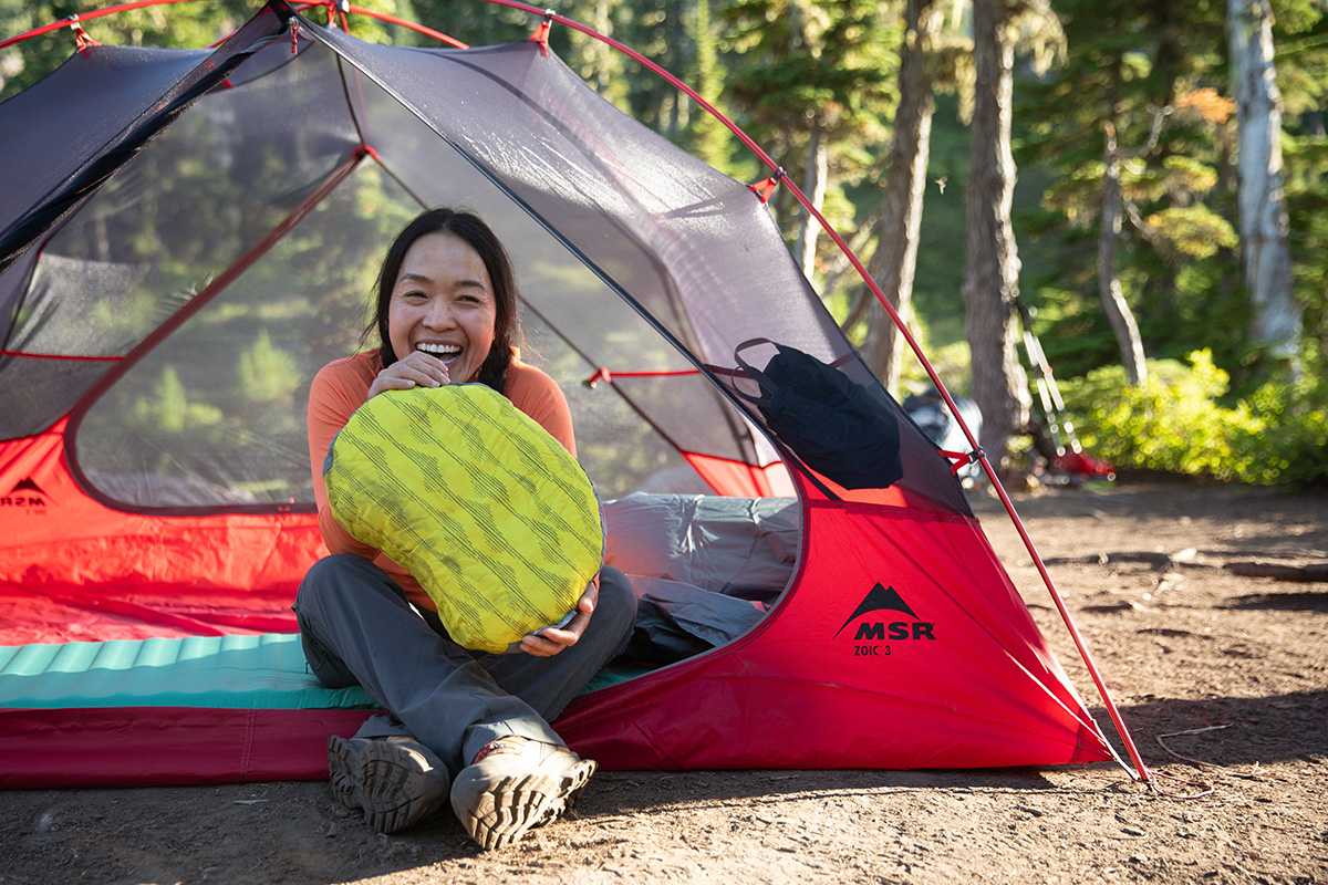 Head Rest: The Best Camp Pillows for a Comfy Night Sleep