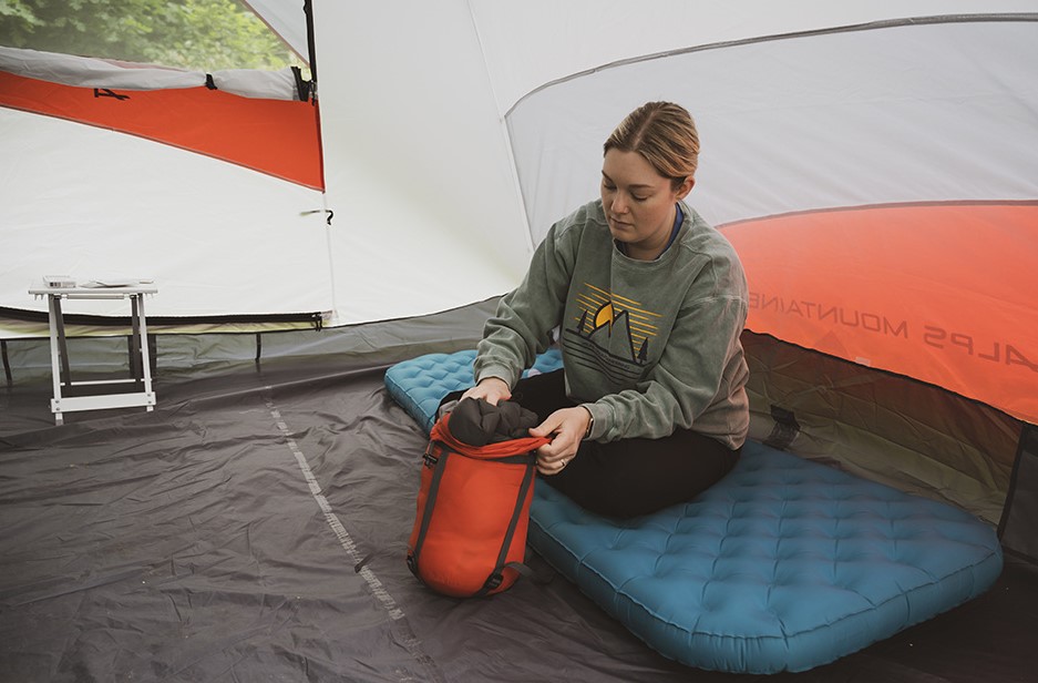 Mummy Sleeping Bags and Trailblazer Air Pad from ALPS Mountaineering